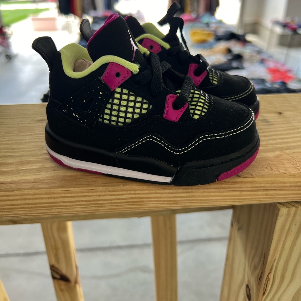 Brand new Air Jordan Infant size 6